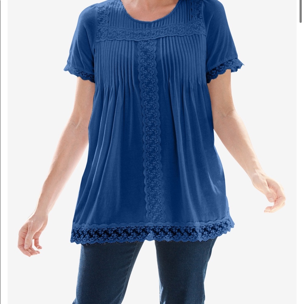 Short sleeve lace trimmed blouse